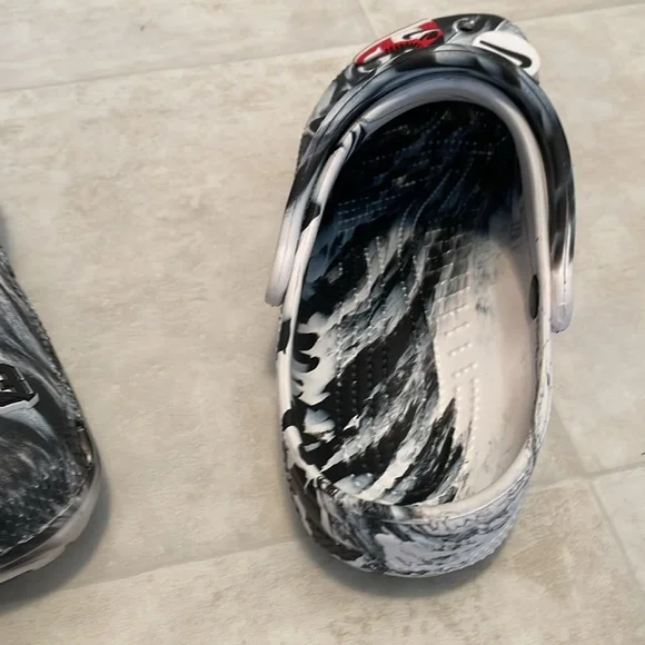 Crocs Classic Clog men’s size 9 - Picture 8 of 16